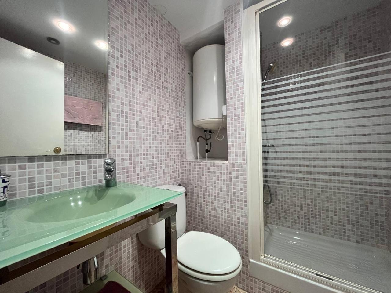 Estudio Con Tres Piscinas Comunitarias Y Pista De Tenis Roses Ngoại thất bức ảnh